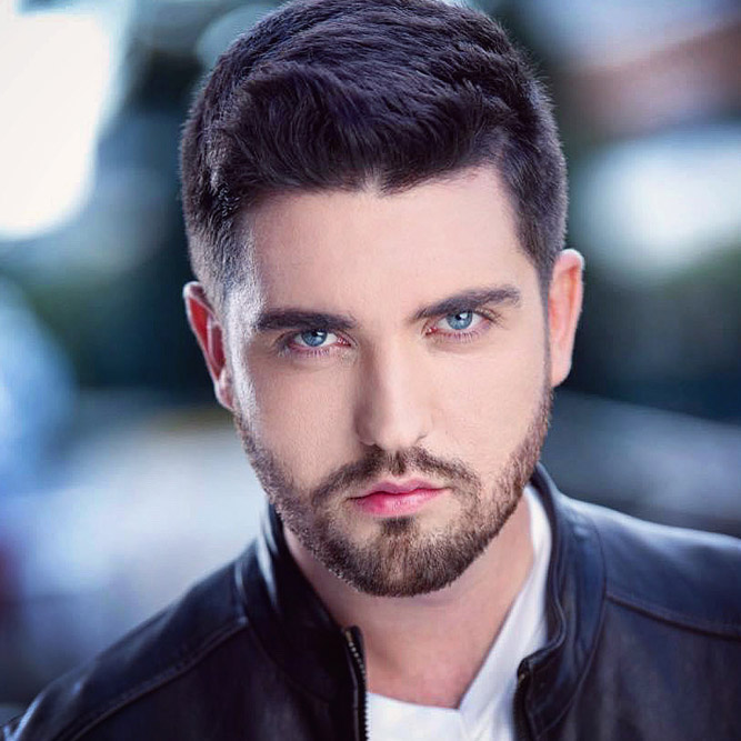 Ali Ashtigo Headshot