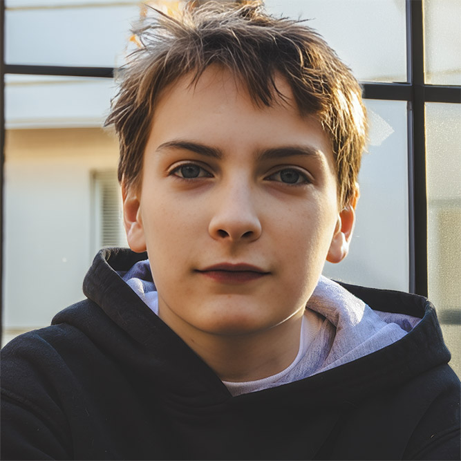 Ashe Bryant Headshot